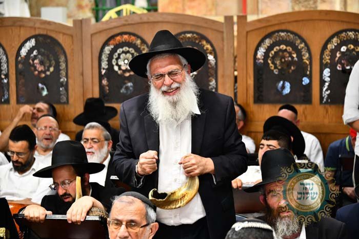 תפילות במערת המכפלה תשפג (6)